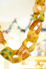 Load image into Gallery viewer, Yellow & Green Paper Chain Kit by East End Press