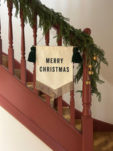 Load image into Gallery viewer, Pine Green & Gold ‘Merry Christmas' Banner