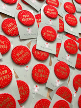Load image into Gallery viewer, Personalised Christmas &#39;Believe&#39; Badge
