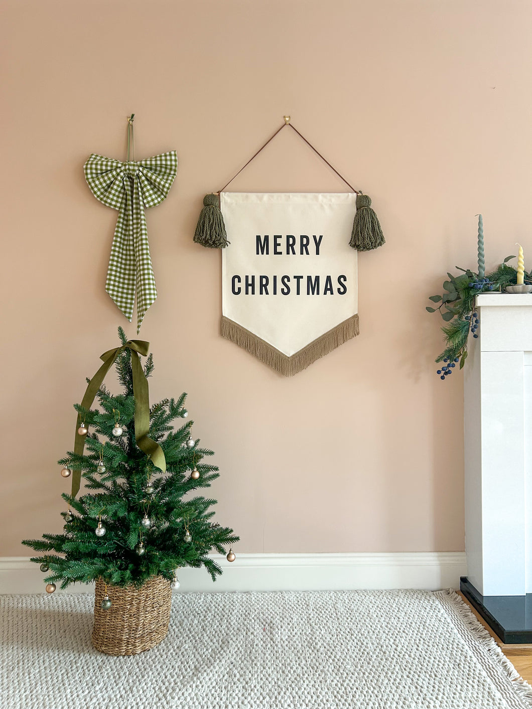 Large Green Sparkle ‘Merry Christmas’ Banner